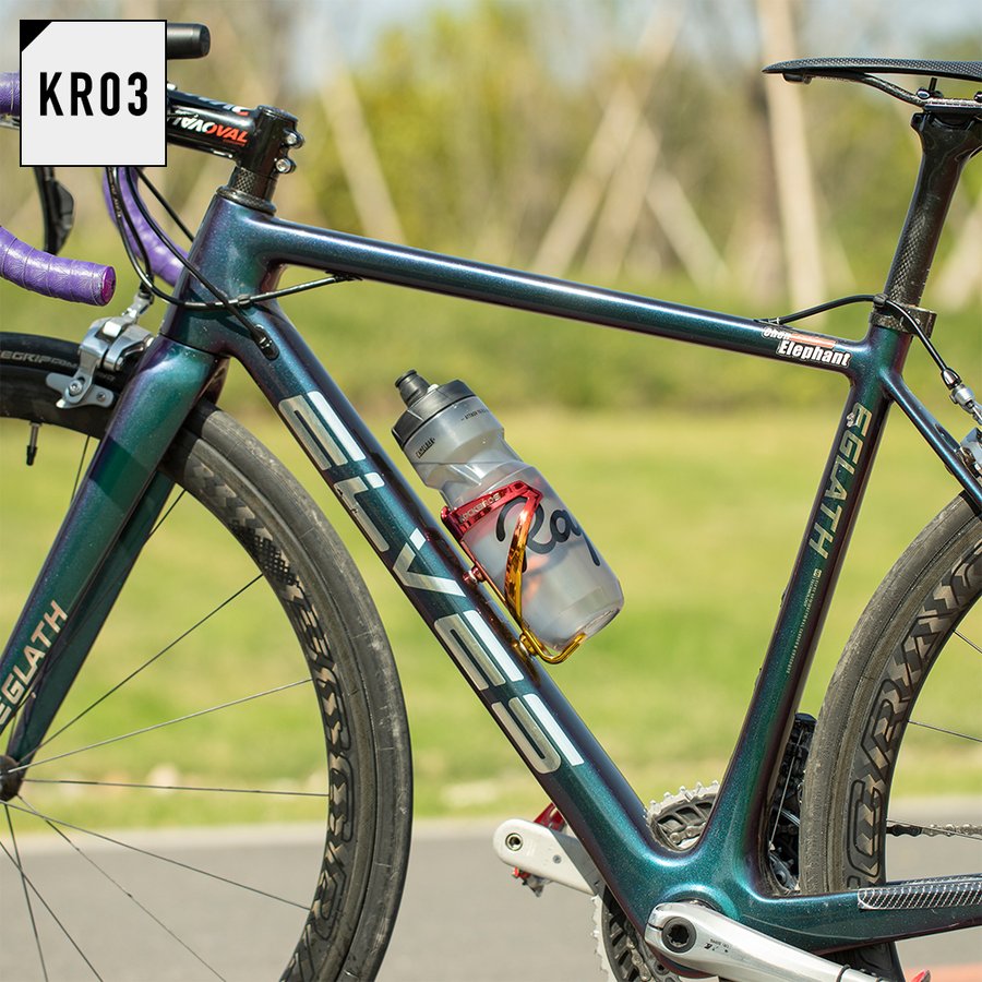 ROCKBROS(ロックブロス)ボトルケージ 自転車 ドリンクホルダー ロードバイク アルミ合金 ボトルホルダー 軽量 頑丈 おしゃれ サイクリング 取り付け工具付き(ブラックレッド、2個セット)