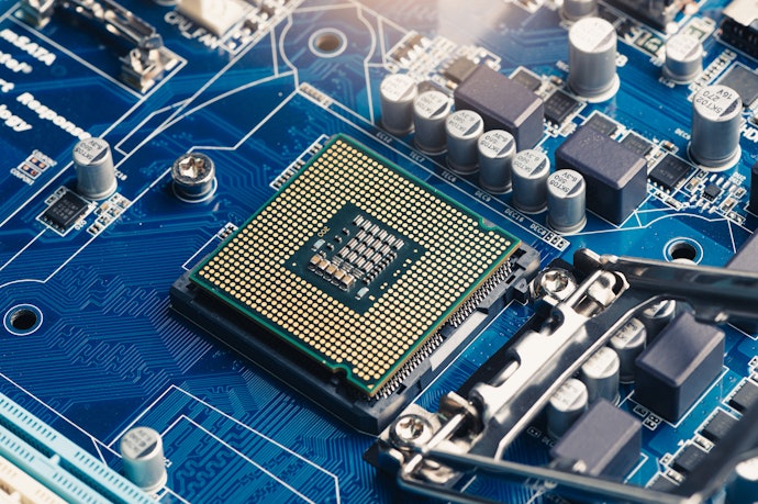 Intel製Coreシリーズなら「LGA1151」「LGA1200」から世代別にチョイス