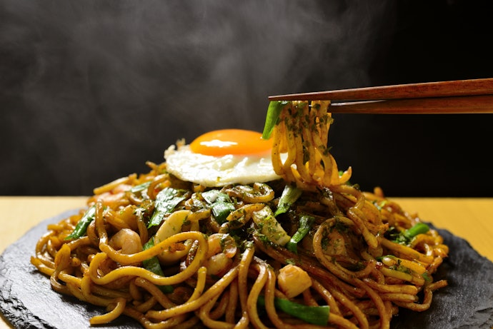 食べごたえを重視するなら、もちもち食感が魅力の太麺を選択