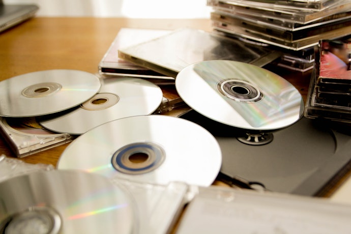CDやUSBなど、希望の方法でデータを受け取れるかチェック