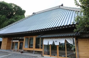 一棟貸切:別荘のようなプライベート感でグループにうってつけ