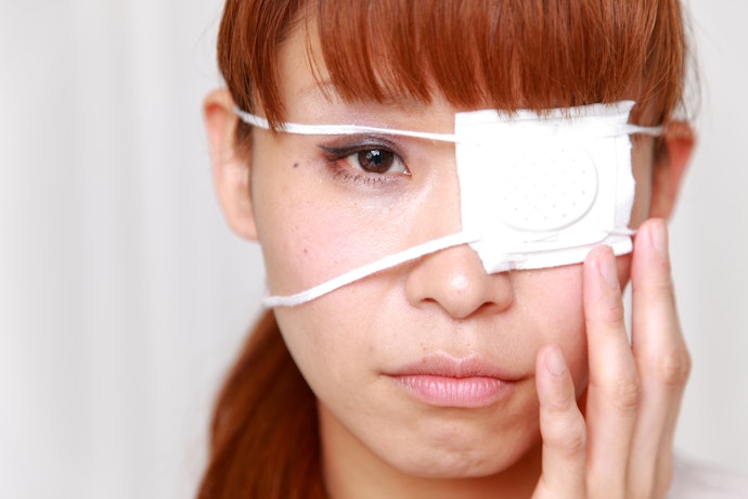 脱着しやすい「耳に紐をかけるタイプ」