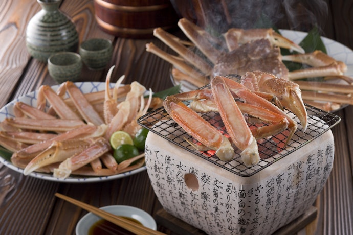 凝縮された旨味を味わいたいなら焼きガニがうってつけ