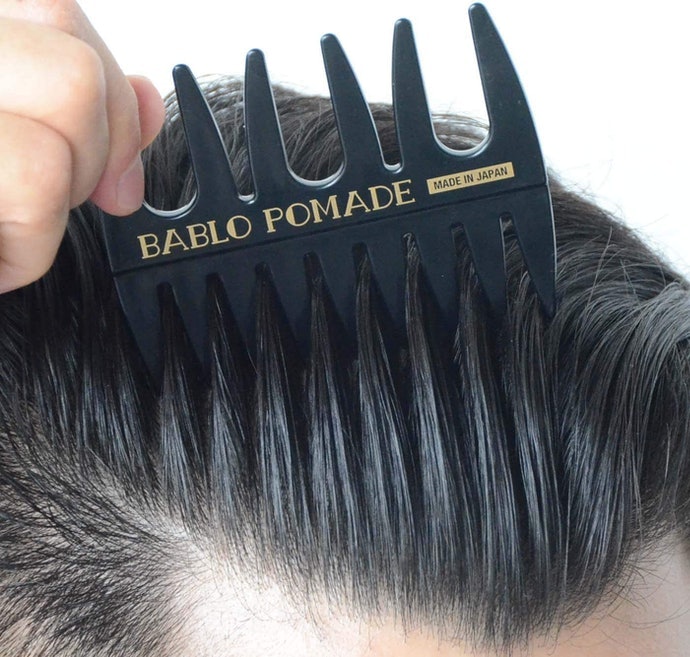 メッシュコーム:無造作ヘアに!バーバースタイルを作りたいときにおすすめ
