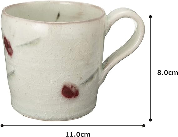 少量だけ飲めるものを求めるなら、小さなデミタスカップをチョイス
