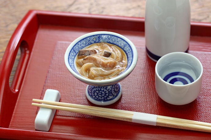 日本酒には「塩漬け・チーズ」など、テイストに合った珍味を