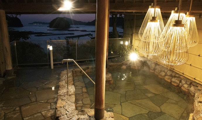 疲れをゆったり癒したいなら、温泉から見える景色も大切!