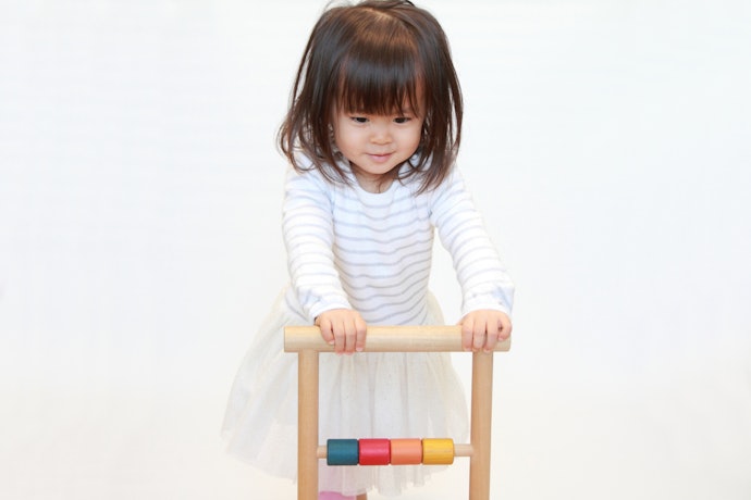 適度な重さがある木製をチェック