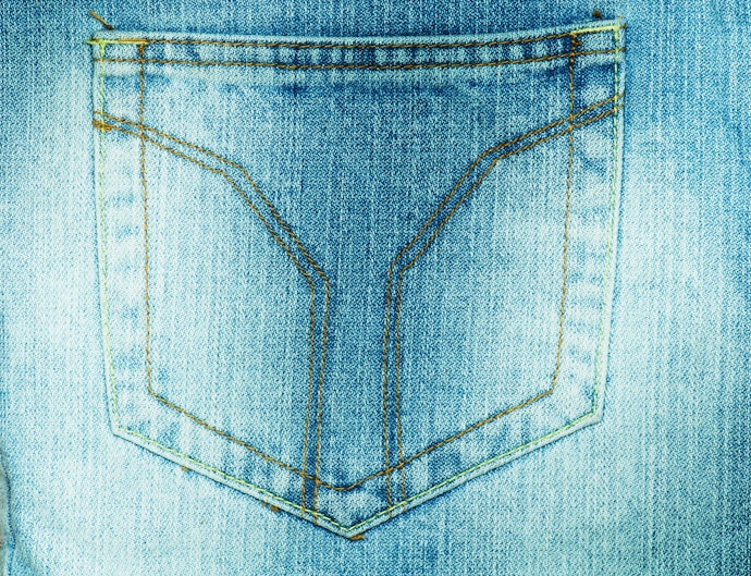 ストーンウォッシュ:自然なこすれ感が魅力
