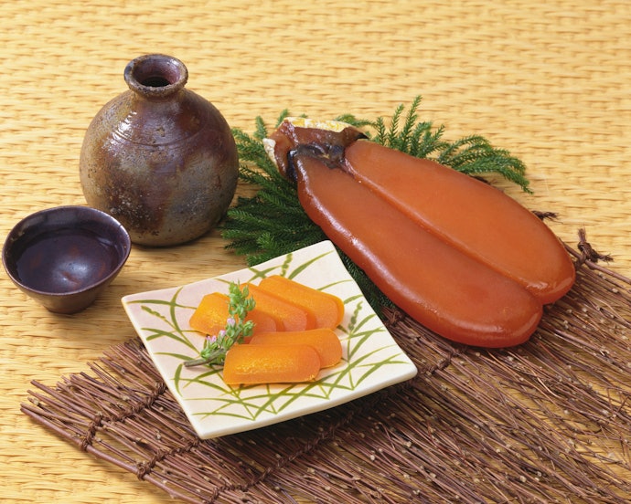 焼酎には「さつま揚げ・からすみ」など、産地の味をチョイス