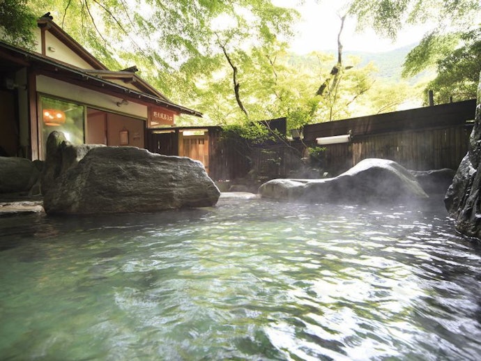 喧噪から離れてラグジュアリーな滞在をするなら「奥湯河原」エリアがおすすめ