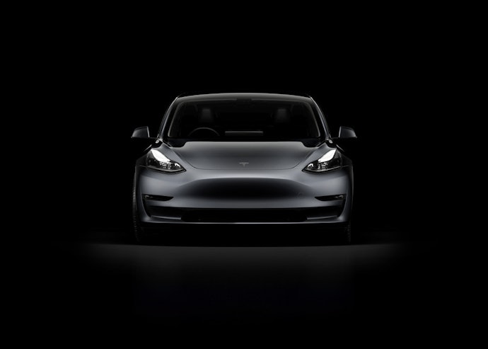 毎日100km以上乗るなら、6kW・9.6kWの専用充電器対応車が便利