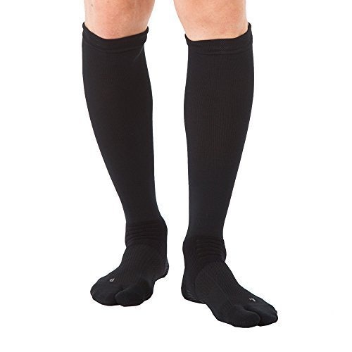 ショートパンツやスカートにはハイソックスがおすすめ
