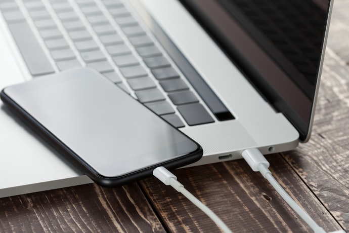 データ転送用は、USB3.0以上をチョイス