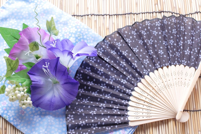 「麻」なら浴衣に合い、風もキャッチしやすい