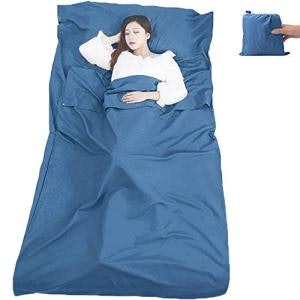 ポリエステル:速乾性が高く、夏のキャンプにおすすめ