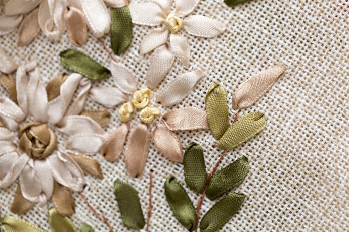 上級者なら和刺繍・リボン刺繍・ビーズ刺繍をチェック