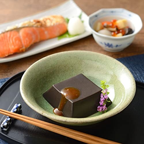 モチモチ食感が好きな人には、胡麻豆腐がうってつけ