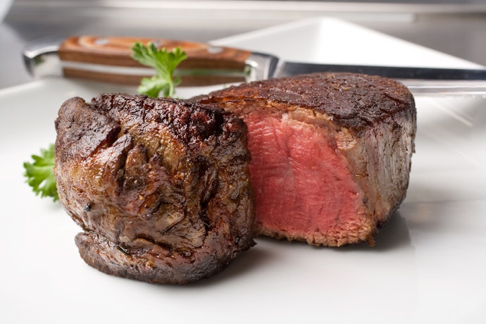 贅沢に楽しむならブロック肉
