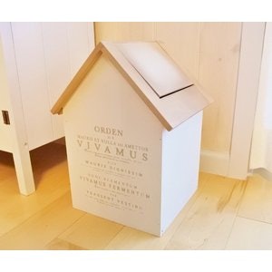 シンプルでかわいい北欧風インテリアにはナチュラルなホワイト・ベージュ