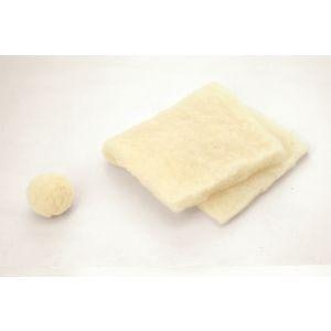 素材そのもので作品を作るなら、刺し固められるウール・羊毛フェルトを使おう