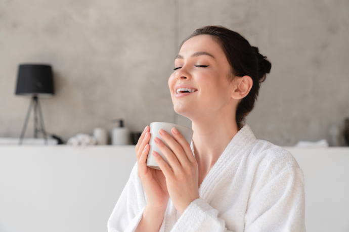 美容に気をつかう人は、肌の美しさを保つコラーゲンやヒアルロン酸をチェック