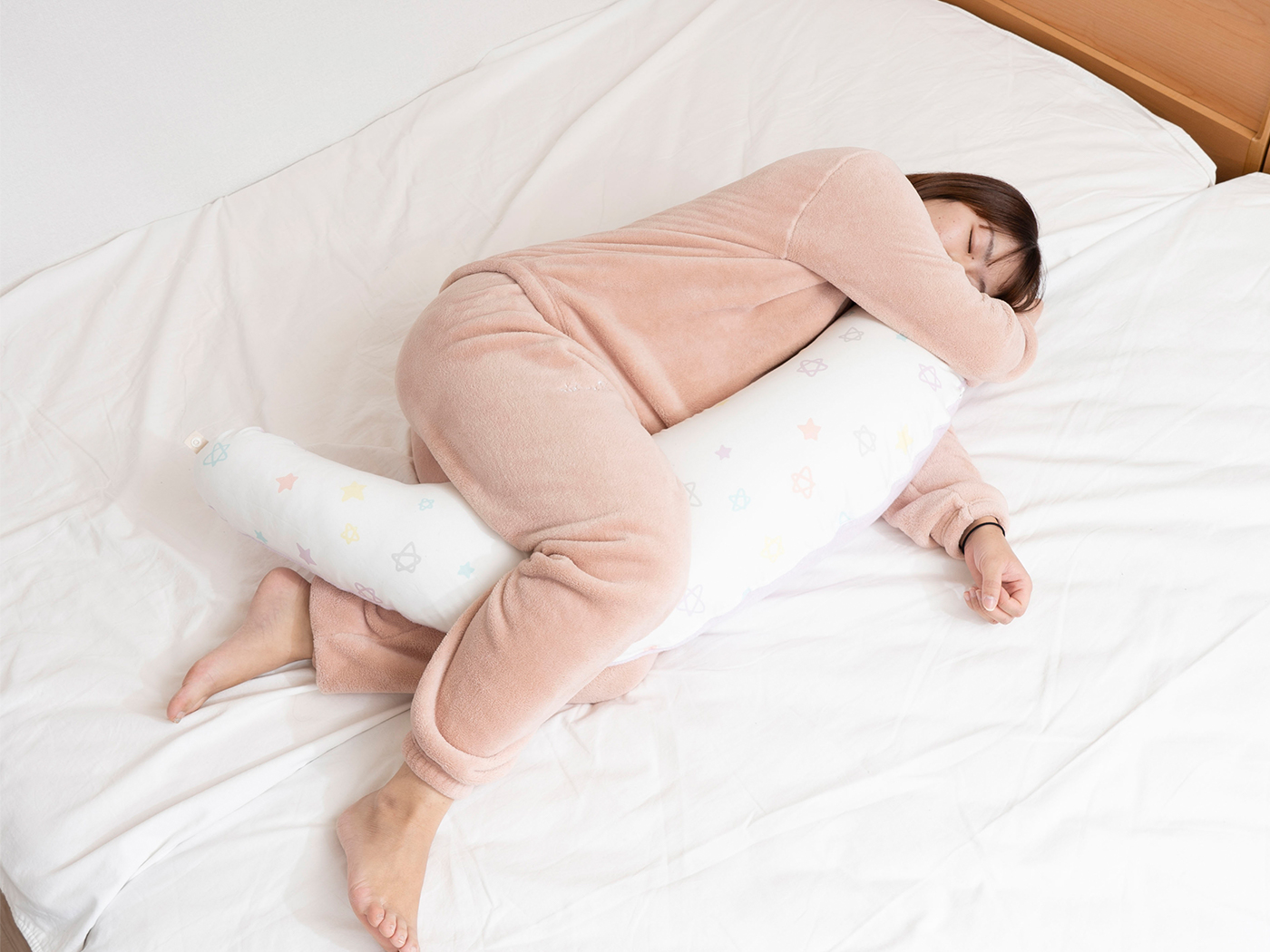 徹底比較 妊婦さんにおすすめの抱き枕人気ランキング14選 シムスの体位の補助や腰の負担軽減にも Mybest