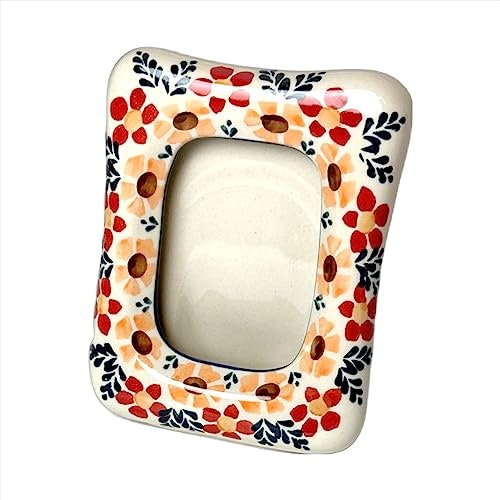 ほっこりした雰囲気が好みなら、素朴でかわいい陶磁器製をセレクト