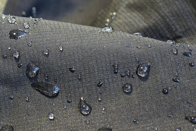 撥水加工:急な雨にも対応可能