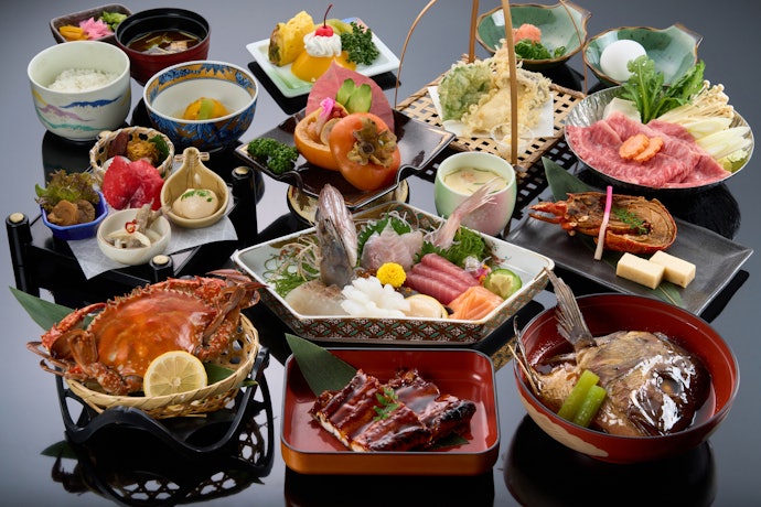 御膳?コースか?配膳スタイルにも注目しよう