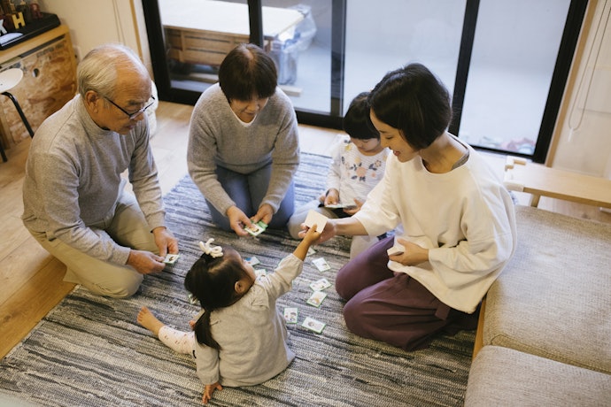 3~4歳の子どもには、みんなで楽しく遊べるものがうってつけ