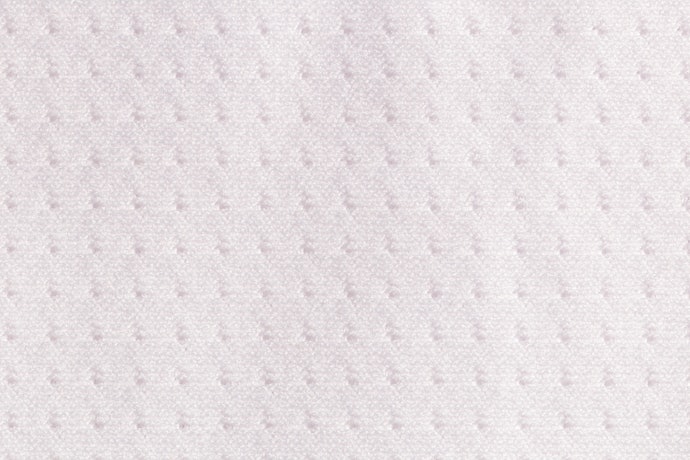 蒸れずに快適!薄くて通気性がよいものがベター
