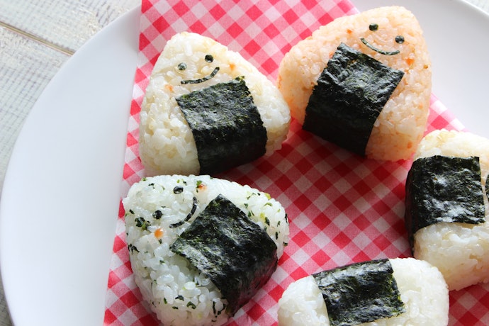 子どものお弁当用にはキャラクターアートが施されたのりを