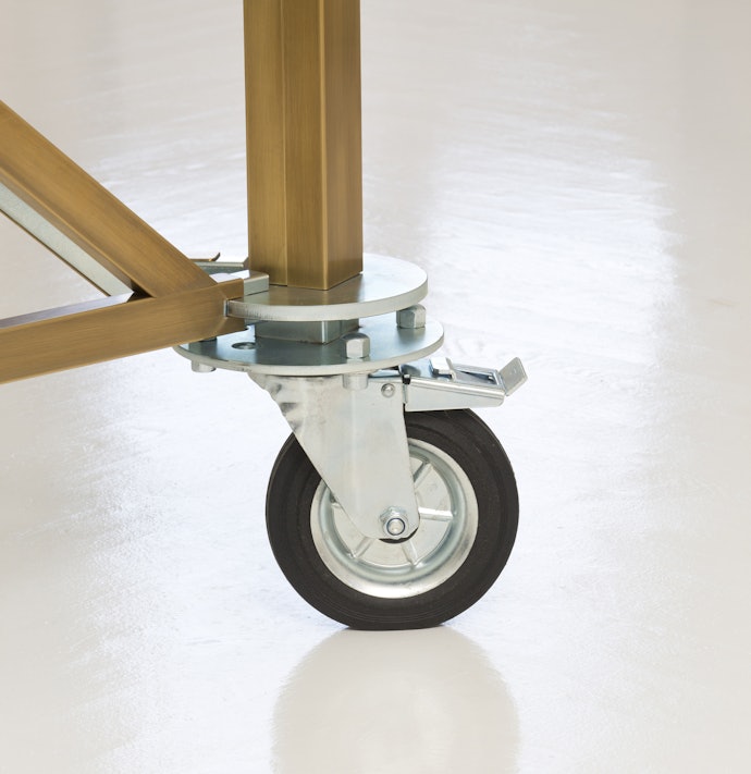 部屋・場所を移動するなら、キャスターつきを