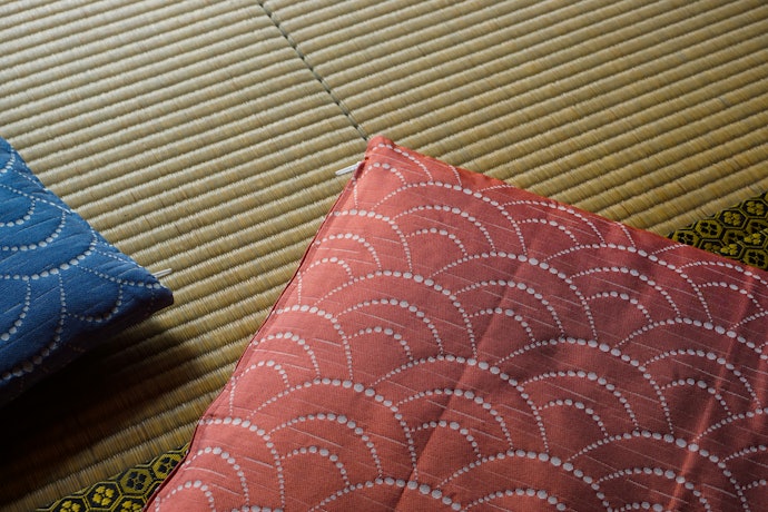 畳の部屋には、やっぱり定番の和風