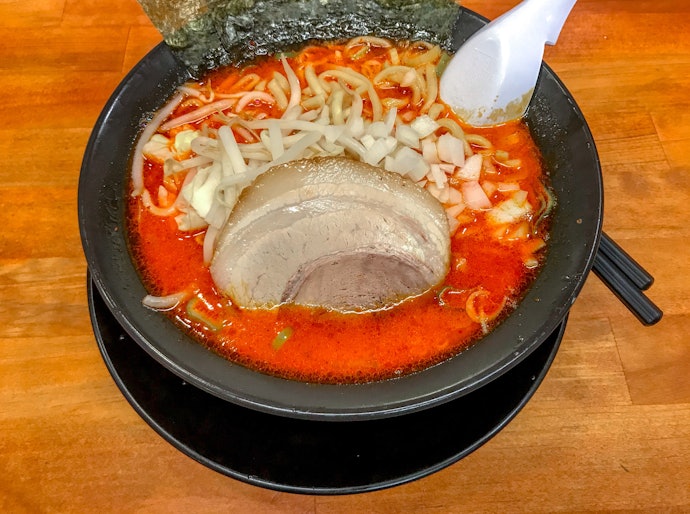 辛麺にはにごり酒を
