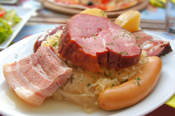 アルザス地方の郷土料理!シュークルート