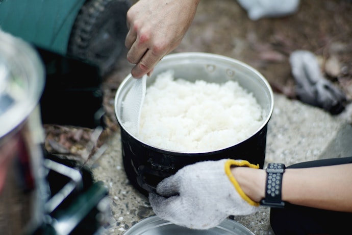 事前にしっかり水を吸わせるのが炊飯のコツ