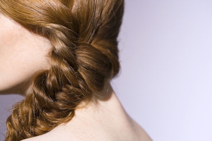 ミディアム・ロングはプリンセスヘアで簡単アレンジ