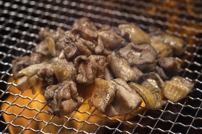 鶏ももの炭火焼にはキレのある辛口を!