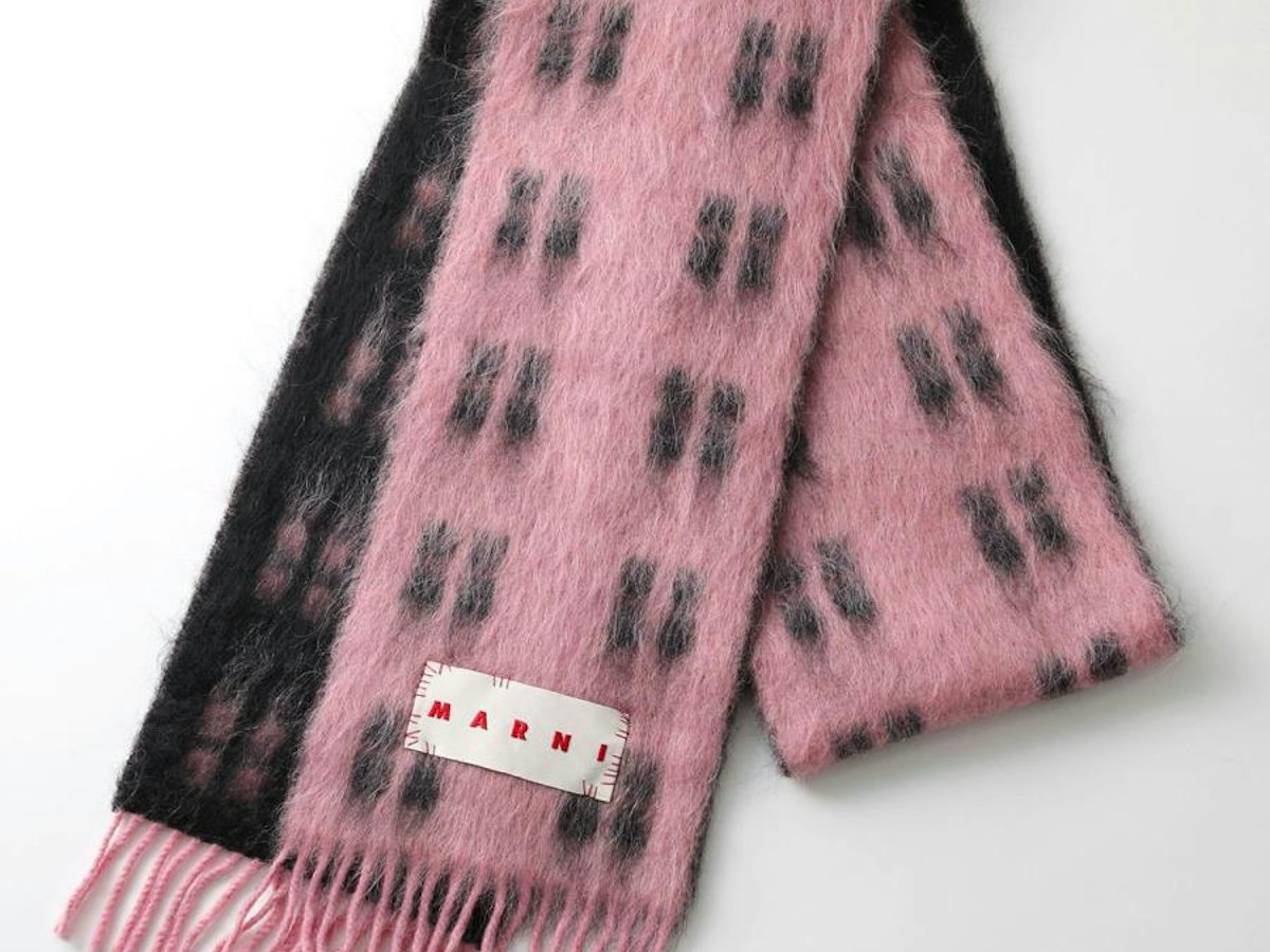 marni イエロー ブラック ボーダーマフラー マルニのマフラーの marni イエロー ブラック ボーダーマフラー マルニのマフラーの