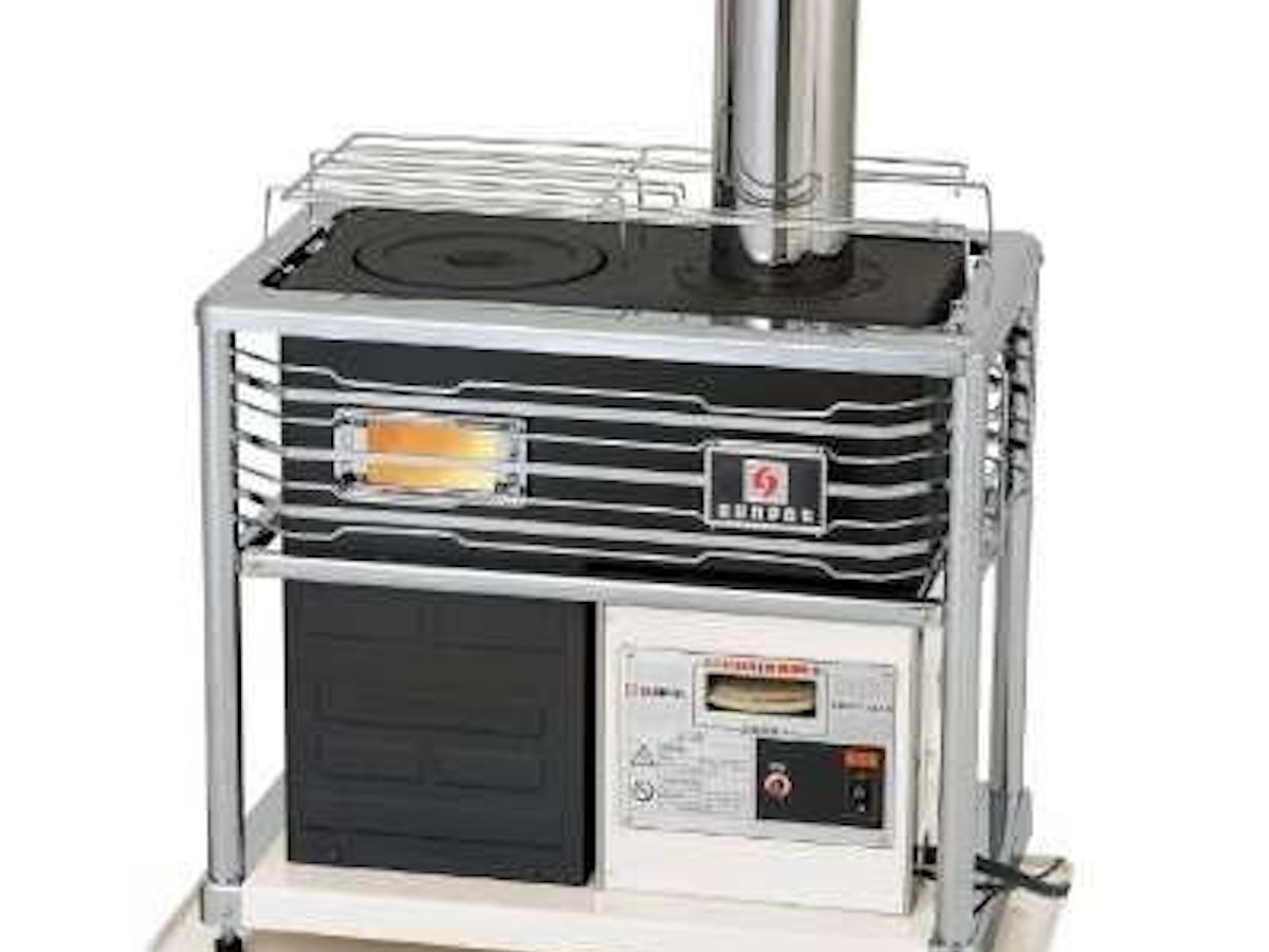 石油スト―ブ煙突式 煙突式石油ストーブ