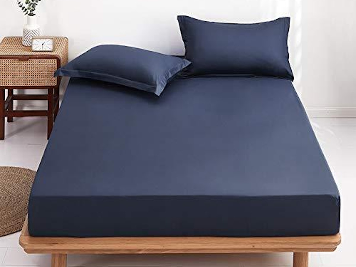 セミダブルベッド 汚れありですが美品です 白 (幅120 セミダブルベッド 汚れありですが美品です 白 (幅120