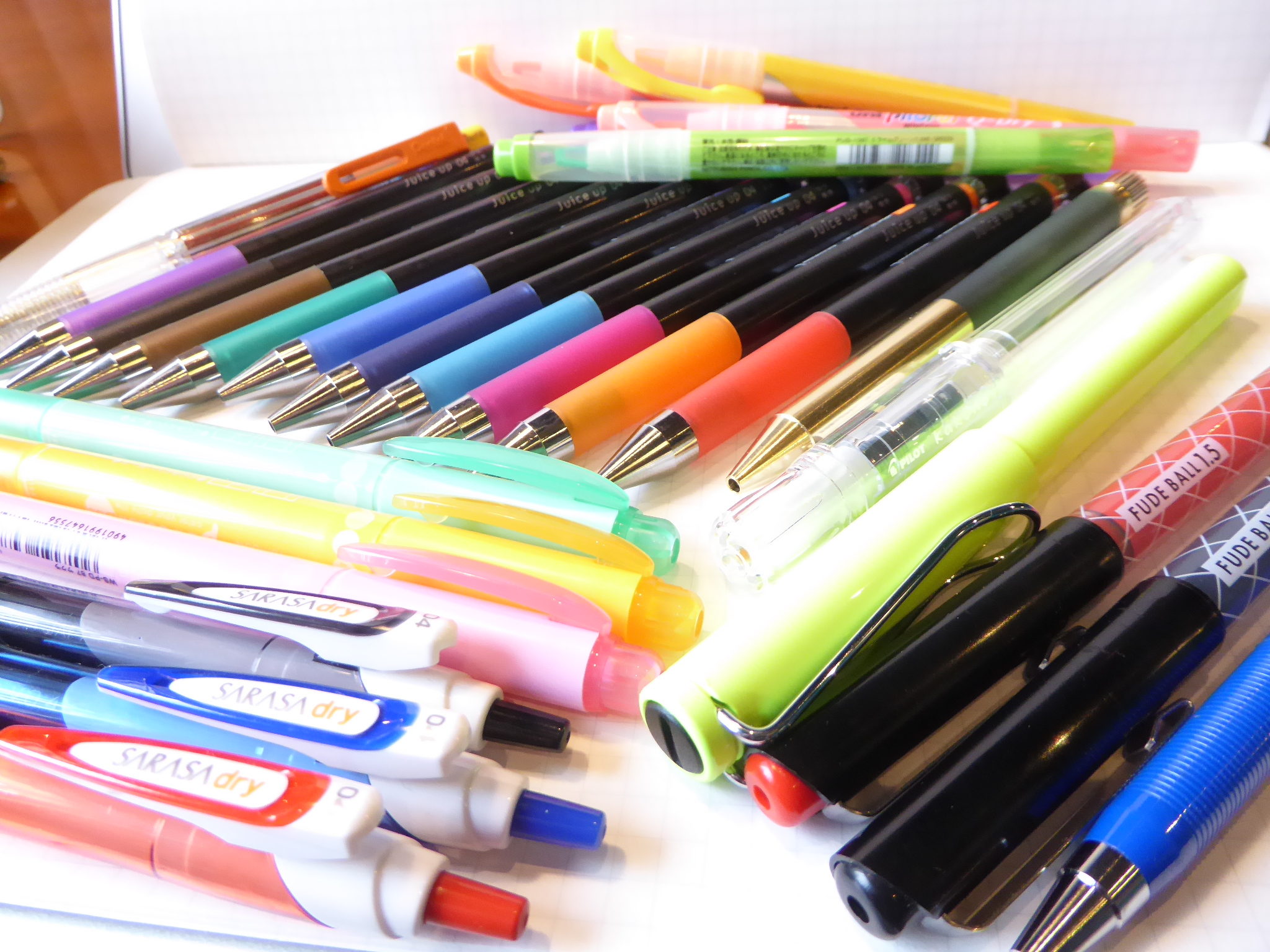 文房具の達人がおすすめ デスクで愛用している筆記用具10選 Mybest