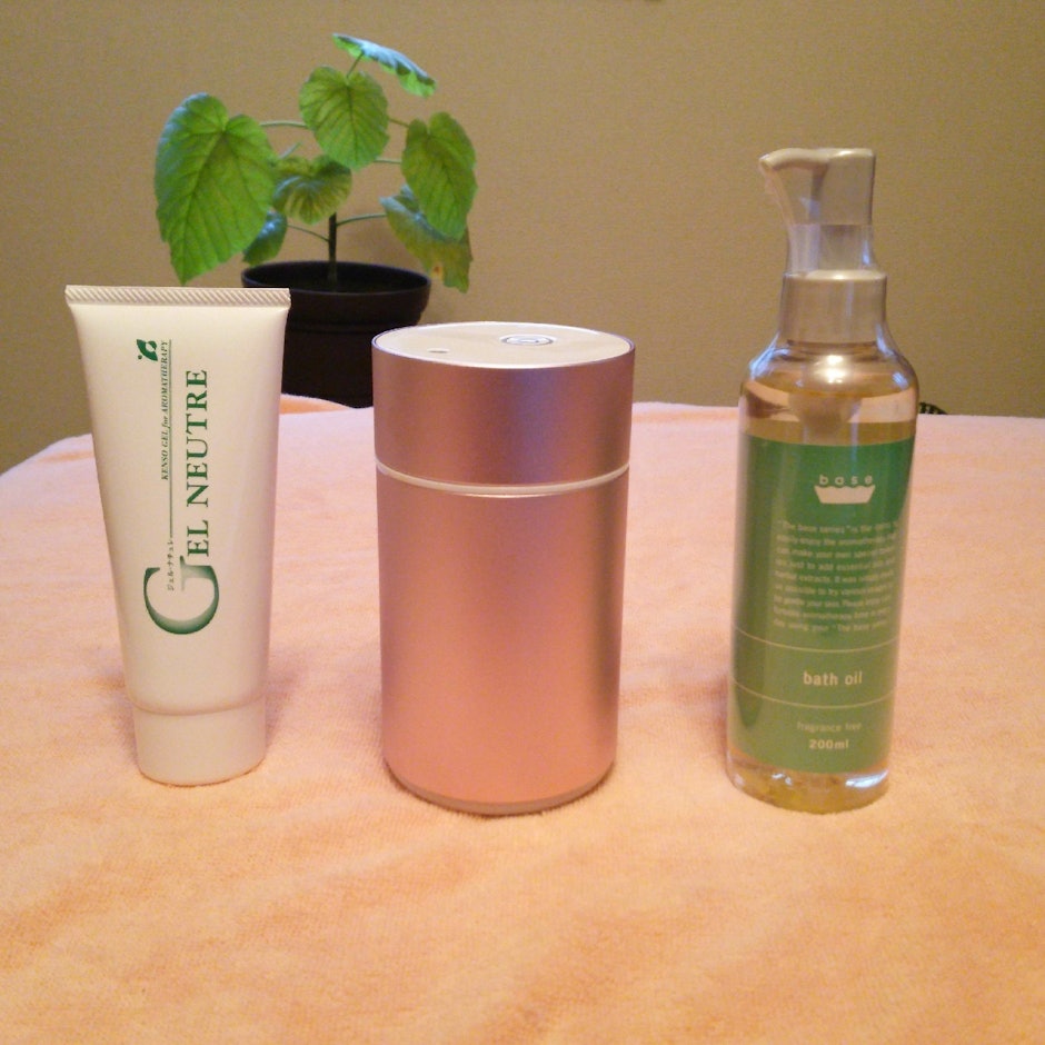 アロマセラピストが愛用するおすすめのアロマグッズ10選