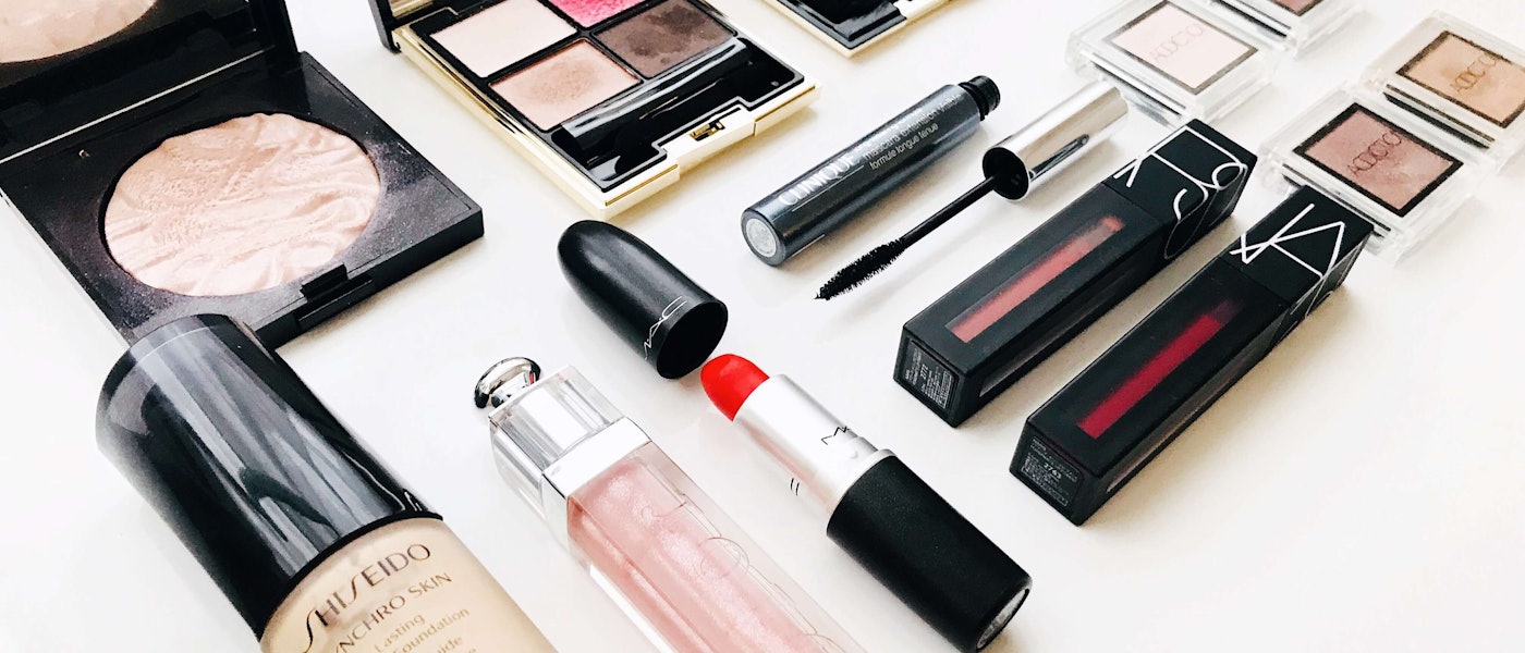 美容インスタグラマーがおすすめするデパコス10選【買って損なし!】のアイキャッチ画像