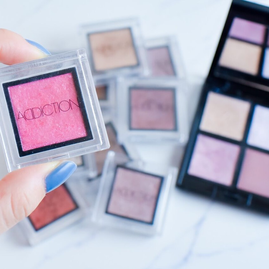 現役美容部員・Rikaおすすめ!「ADDICTION」の人気アイシャドウ10選
