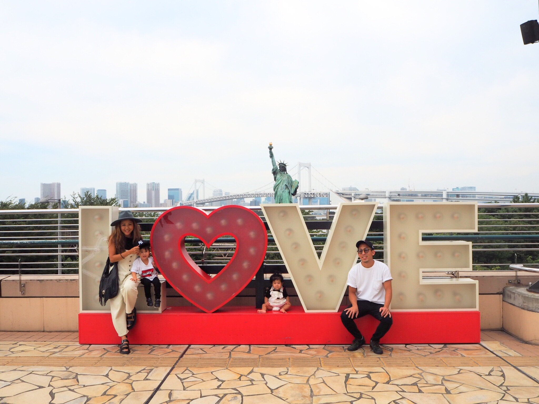 ママインスタグラマー愛用♡今すぐ真似できる秋の親子リンクコーデ7選