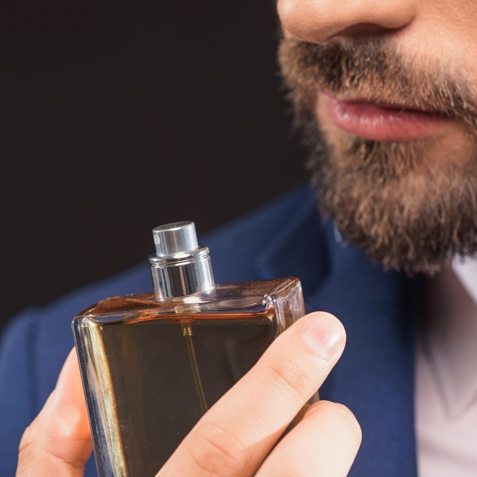 フレグランスアドバイザーがおすすめ!大人の男に使ってほしいモテ香水7選