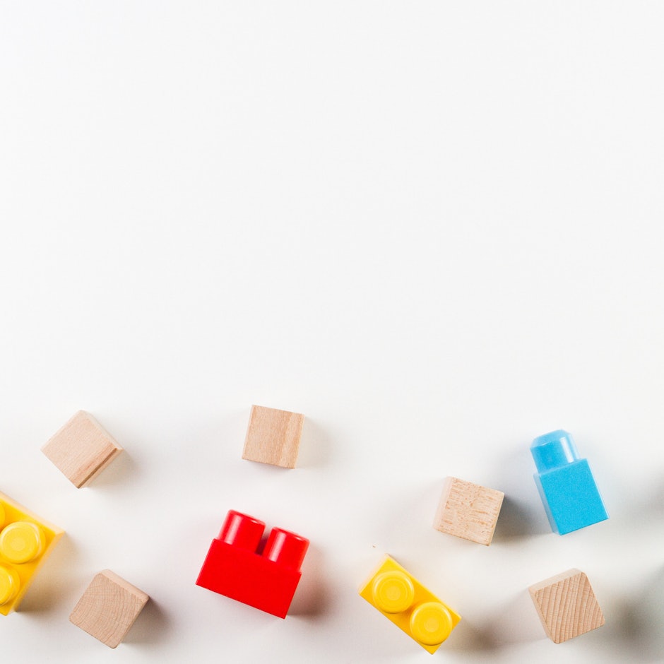 授乳服ブランド社長が選ぶ!子育てがラクになるおすすめのお助けグッズ10選